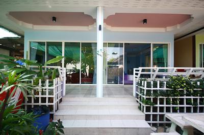 Baan Coconut At Koh Larn