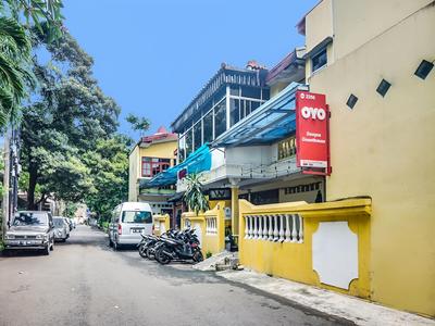 OYO 2256 Danysa Guesthouse Syariah
