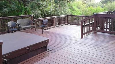 Family-friendly San Antonio Home w/ Hot Tub & Deck