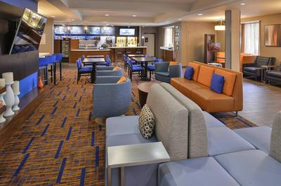 Courtyard Suwanee by Marriott