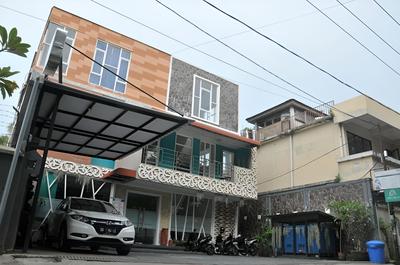 RedDoorz Plus @ Cakranegara