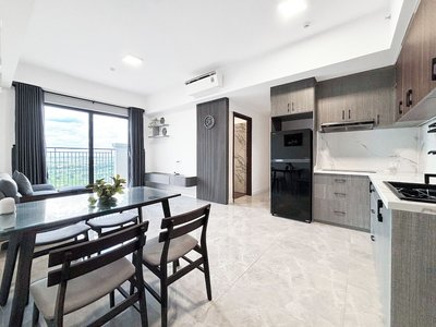 Lumiere Apartment Swanbay