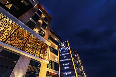 Hotel M Pro Palace Mysore - 12 Minutes to Mysore Palace