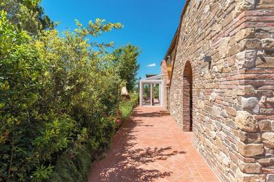 Luxury Villa in Tuscany With Pool Near Pisa and Florence - Sixe Bedrooms 12 pl