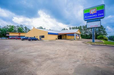 Economy Inn By OYO Livingston TX Hwy 59