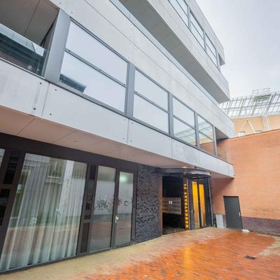 Studio Serviced Apartments With City View