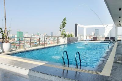 Malis the Residence & Hotel