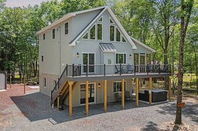 Maple Oasis by Avantstay Newly Built w/ Hot Tub, Game Room & Fire Pit