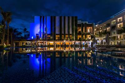 The Stones - Legian, Bali - Marriott Autograph Collection Hotel