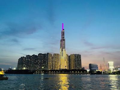 Bluesky Landmark 81 Paradise Vacation