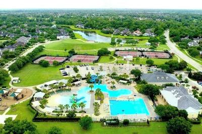 The Clement Chateau - Brand New Home, Billede 2