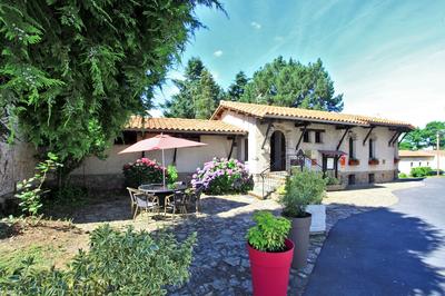 Logis Hôtel Restaurant La Chaumière