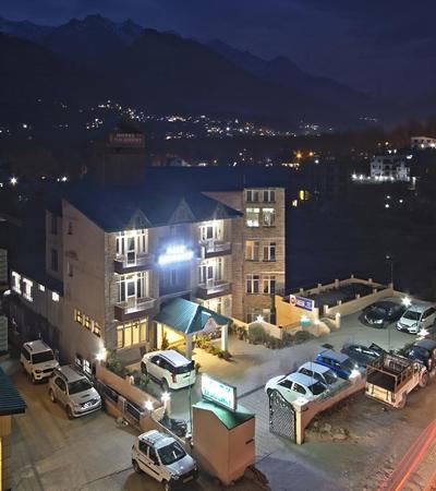 Hotel Park Residency