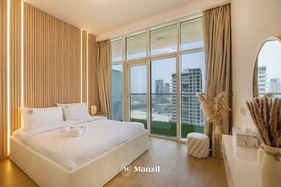 Manzil -1BR w Pool nr Dubai Sports City