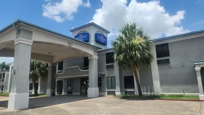 Capital O Fairway Inn - Baytown La Porte TX
