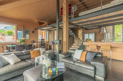 Fontana Penthouse in Fiumelatte
