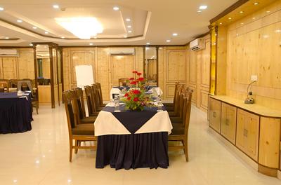 Hotel Thames International