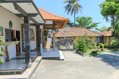 Hotel Tara Bar & Resto Air Sanih