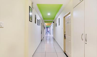 Fabhotel The Brown Tree