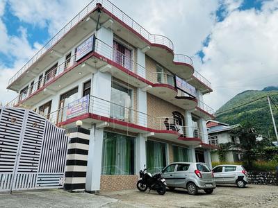 Prafull Hotel