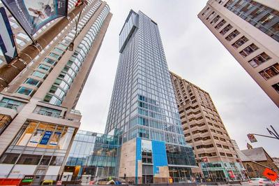 Yorkville Express Stays