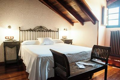CASA DE COSTOIA