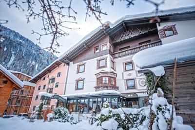 Lärchenhof - Premium Apartments & Zimmer