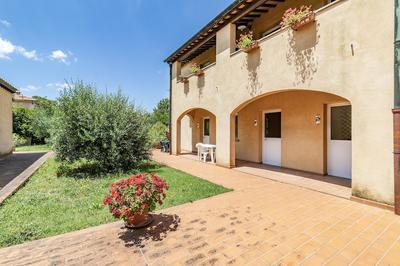 Grano Apt With Pool Near Volterra