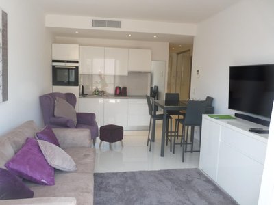 Two Bedroom Apartment Next to the Croisette in Cannes a Short Walk to the Palais des Festivals - 1961