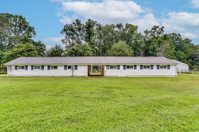 Dawsonville Apartment w/ Covered Patio!