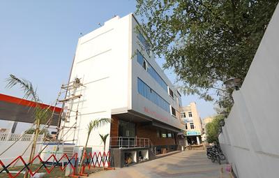 OYO 10326 Hotel Royal Inn