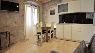 Room-triple Studio in the City Center