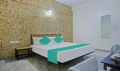 FabHotel Galaxy Suites - Near MP Layout Metro Station, Hebbal