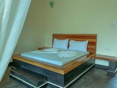 La Fontana Restaurant & Bungalows