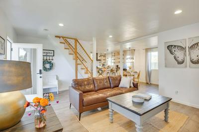Unique Stay: Alpine 'mariposa Farmhouse' w/ Views!
