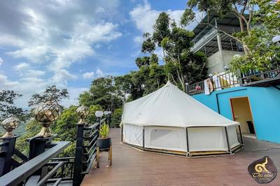 Kuan Khan Lao The Nine Bistro