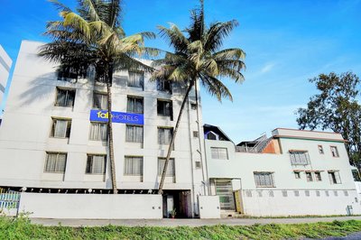 Fabhotel Sai Executive