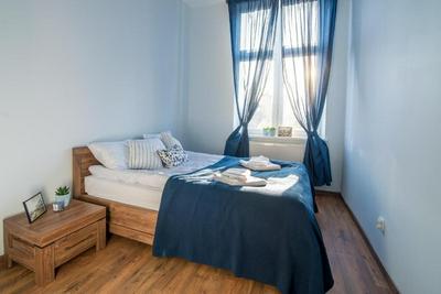 Oak Tree Old Town Apartments