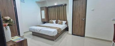 Fabhotel The Mantra inn - Nr world trade center