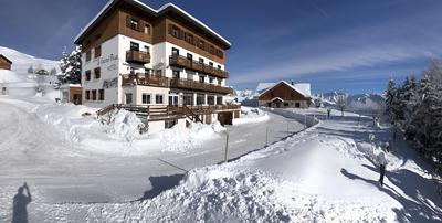 Hôtel Le Grand Truc