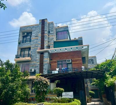 Hotel Raaso Inn Noida -51 BY Arrow