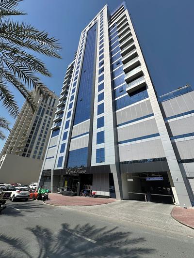 Luxurious and Spacious one Bedroom Apartment in the Heart of Dubai