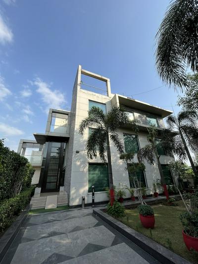 YUHI MANSIONS | A Boutique Stay