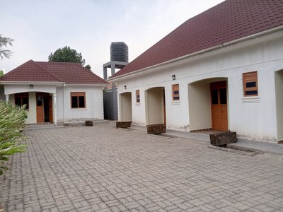 Prestige Suites Kamwenge