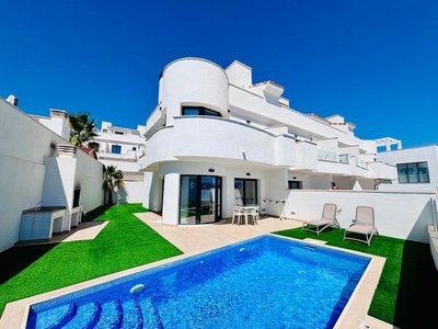 Villa in Finestrat Privezwembad, Zee- en Bergzicht