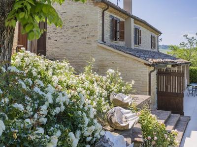 Elegant Villa, Sant'ippolito