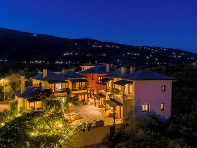 Hotel Alkifron Kala Nera