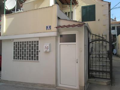 Homey 1-BR Apt