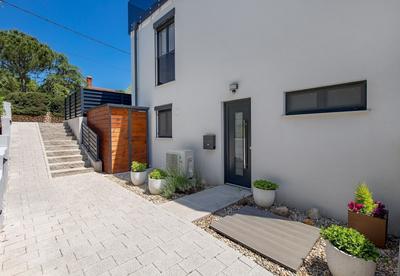 Modern Holiday House Jadranka With Pool
