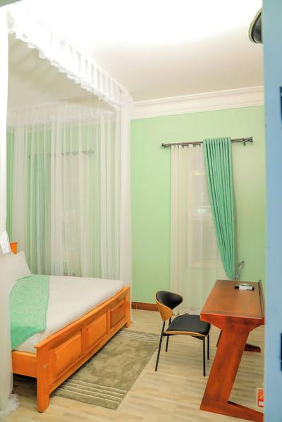 country sights Hotel Bulisa
